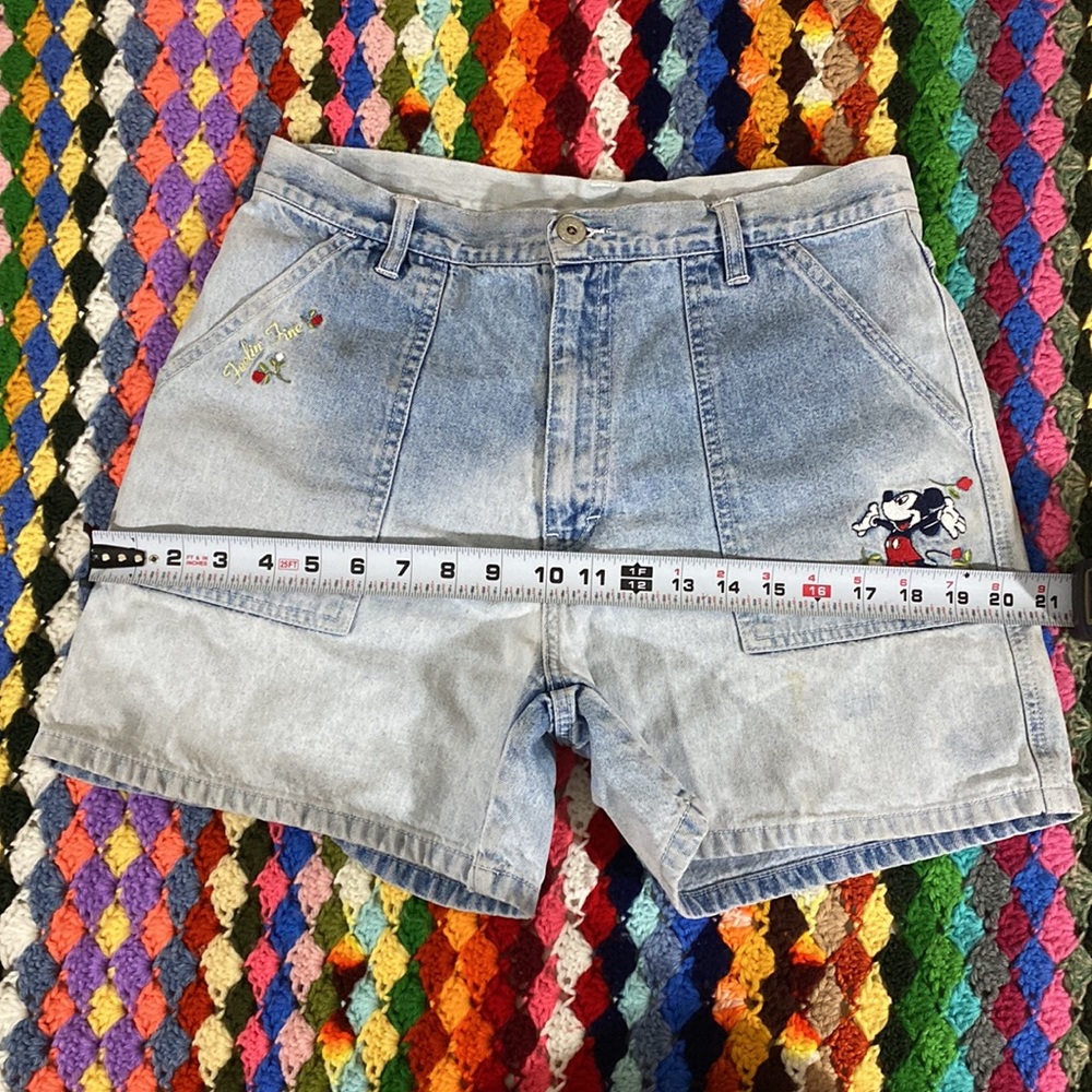 Vintage 90s Mickey Mouse Disney Light Wash Denim High Rise Mom Shorts Be… - Picture 12 of 16